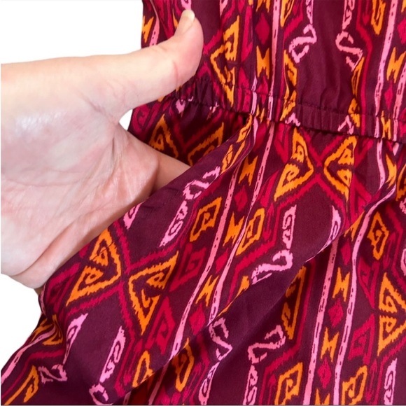 Arizona Jean Co. Red Geometric Print Cold Shoulder Romper Summer Festival Boho M - Picture 4 of 8